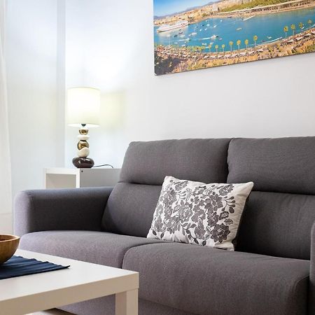 Holidays2Malaga Capuchinos French Balconies, Private Parking, Wifi & Air Con Exterior photo